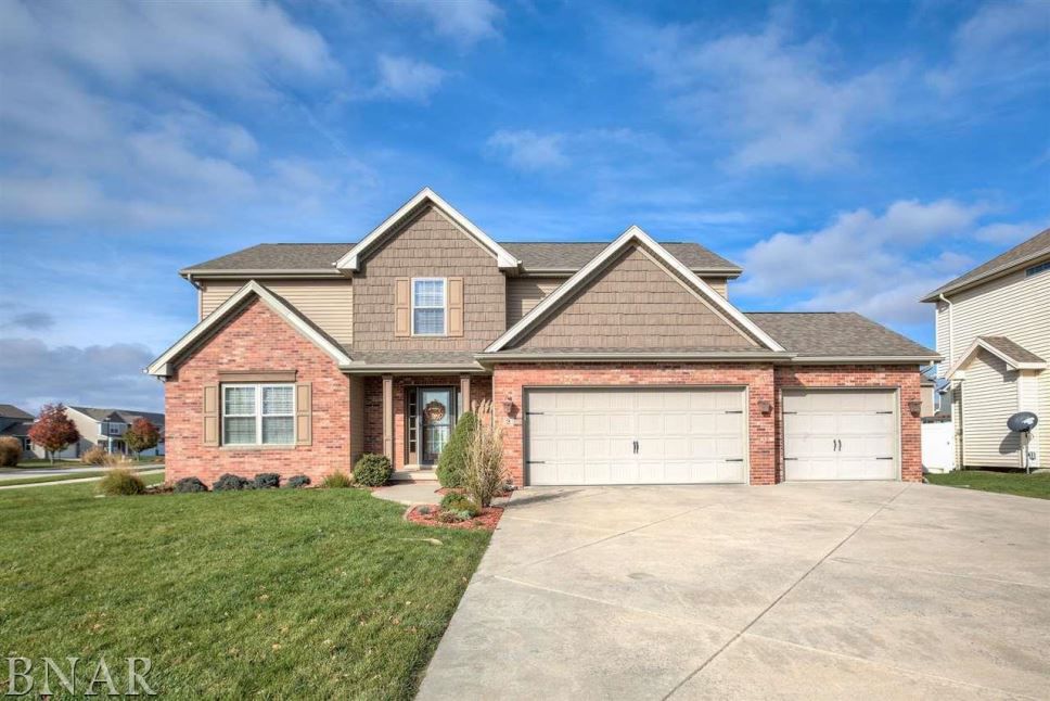 2 Dry Sage, Bloomington $263,000